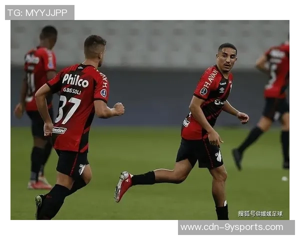 特洛伊足球装备助力球员提升竞技水平与场上表现的完美选择